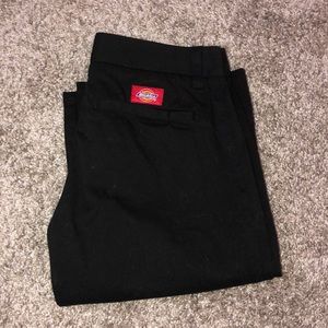 **SOLD**Women’s Dickies Bootcut Pants:)